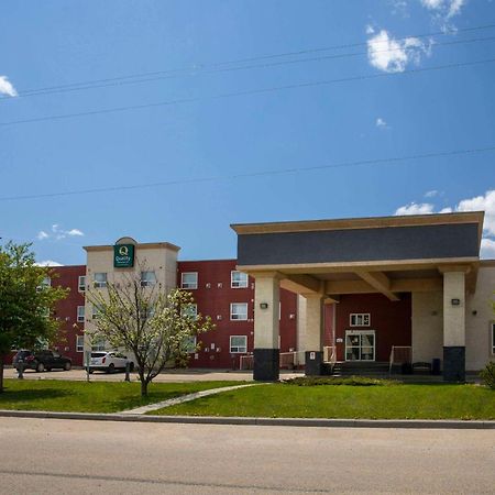 Quality Inn & Suites Whitecourt Exterior foto